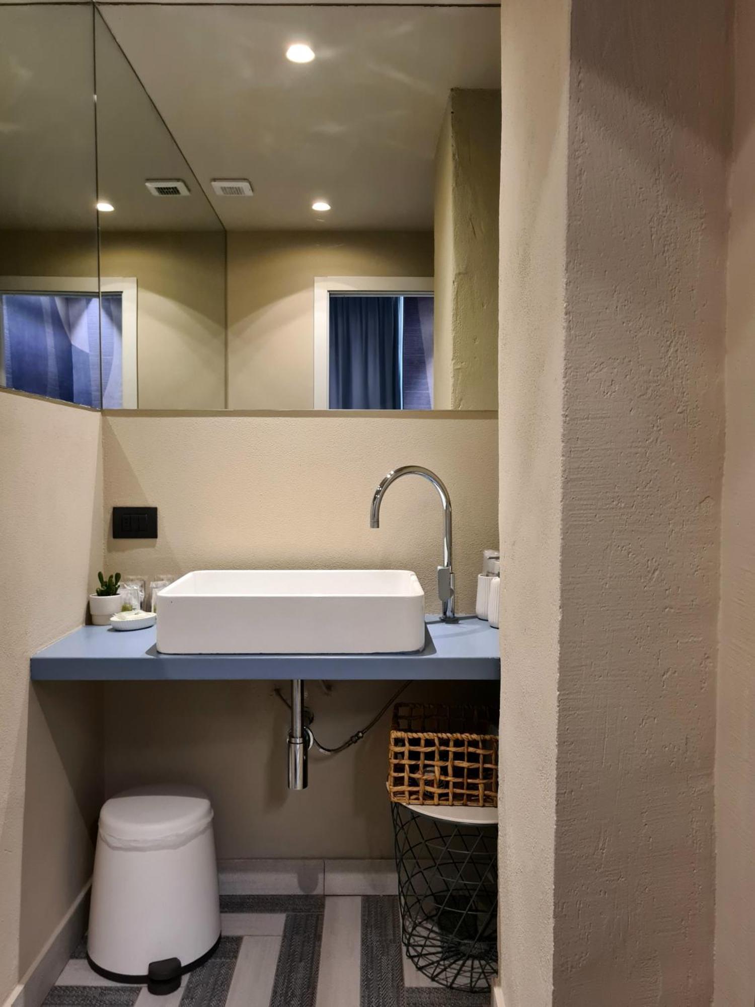 Serendipity Rooms - Navigli Milano Ngoại thất bức ảnh