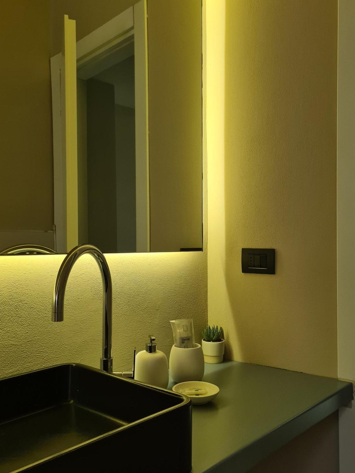 Serendipity Rooms - Navigli Milano Ngoại thất bức ảnh